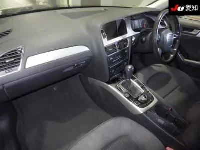 Audi A4  с аукциона в Японии