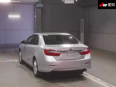 Toyota CAMRY  с аукциона в Японии
