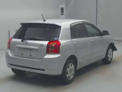 Toyota COROLLA RUNX  с аукциона в Японии