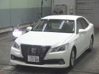 Toyota CROWN лот № 2068 оценка 3  с аукциона в Японии 2