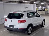 Volkswagen TIGUAN лот № 126 оценка 4  с аукциона в Японии 1