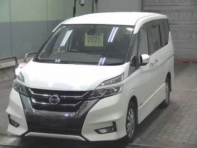 Nissan SERENA  с аукциона в Японии