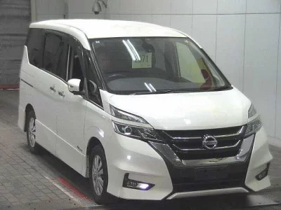 Nissan SERENA  с аукциона в Японии