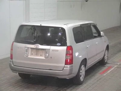 Toyota SUCCEED  с аукциона в Японии