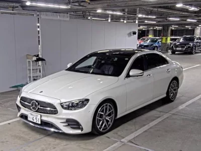 Mercedes-Benz E CLASS  с аукциона в Японии