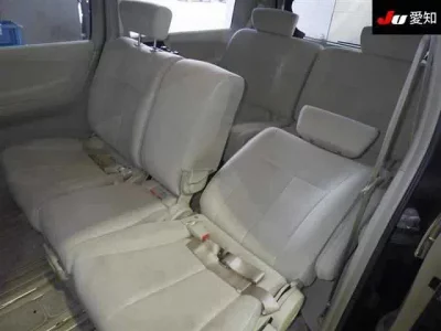 Nissan ELGRAND  с аукциона в Японии