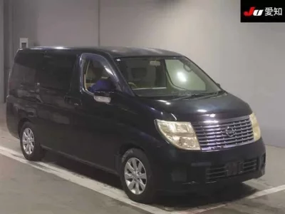 Nissan ELGRAND  с аукциона в Японии