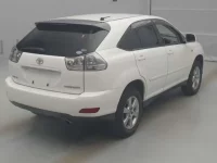 Toyota HARRIER лот № 70290 оценка 3  с аукциона в Японии 1