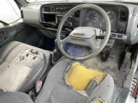 Mitsubishi CANTER лот № 2511 оценка 3  с аукциона в Японии 2