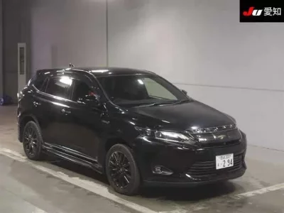 Toyota HARRIER  с аукциона в Японии