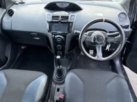 Toyota VITZ лот № 1753 оценка 3.5  с аукциона в Японии 3