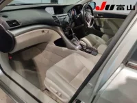 Honda ACCORD лот № 3106 оценка 4  с аукциона в Японии 2