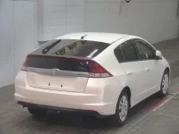 Honda INSIGHT лот № 2090 оценка 4  с аукциона в Японии 3