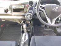 Honda INSIGHT лот № 2090 оценка 4  с аукциона в Японии 4