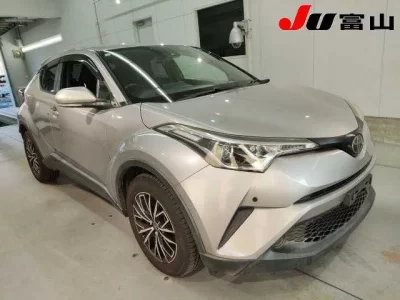 Toyota C-HR  с аукциона в Японии