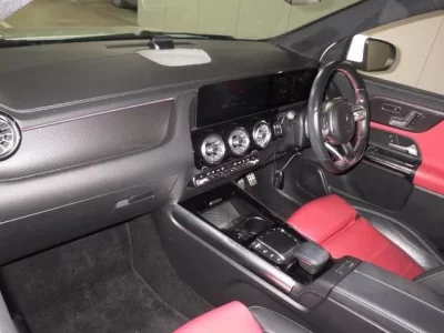 Mercedes-Benz GLA CLASS