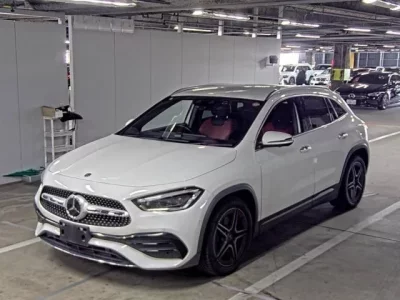 Mercedes-Benz GLA CLASS