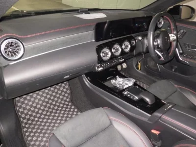 Mercedes-Benz CLA CLASS