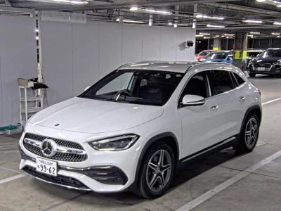 Mercedes-Benz GLA CLASS