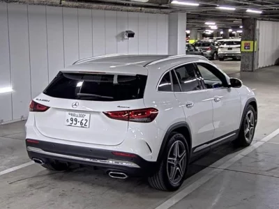 Mercedes-Benz GLA CLASS