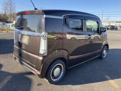 Honda N BOX SLASH
