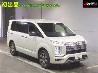 Mitsubishi DELICA D5