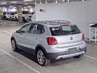 Volkswagen CROSS POLO лот № 164 оценка 4.5  с аукциона в Японии 4