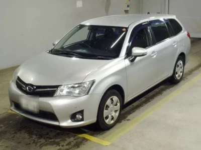 Toyota COROLLA FIELDER  с аукциона в Японии