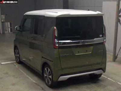 Mitsubishi EK X SPACE  с аукциона в Японии