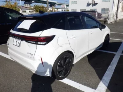 Nissan AURA  с аукциона в Японии