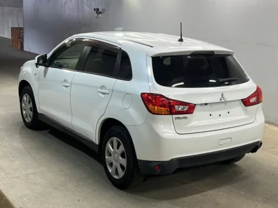 Mitsubishi RVR
