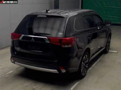 Mitsubishi OUTLANDER PHEV