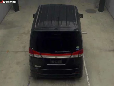 Mitsubishi DELICA D2