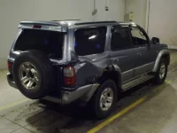 Toyota HILUX SURF лот № 32 оценка R  с аукциона в Японии 1