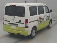 Toyota LITE ACE VAN лот № 76058 оценка RA  с аукциона в Японии 1