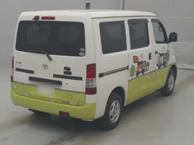 Toyota LITE ACE VAN  с аукциона в Японии