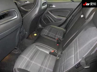 Mercedes-Benz GLA CLASS