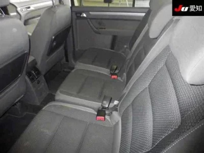 Volkswagen GOLF TOURAN