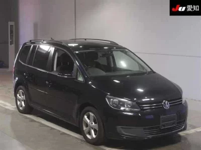 Volkswagen GOLF TOURAN