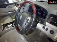 Toyota CROWN лот № 30391 оценка 3.5  с аукциона в Японии 4