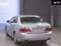 Toyota CROWN лот № 30391 оценка 3.5  с аукциона в Японии 1