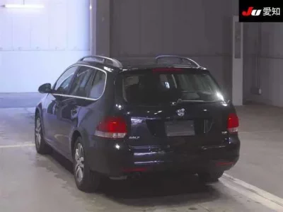 Volkswagen GOLF VARIANT  с аукциона в Японии