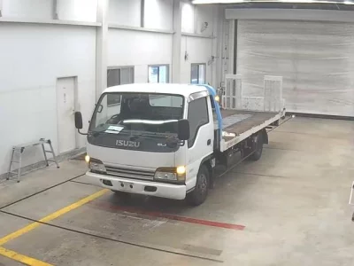 Isuzu ELF