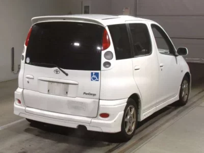 Toyota FUNCARGO  с аукциона в Японии