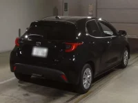 Toyota YARIS лот № 2168 оценка 3.5  с аукциона в Японии 1