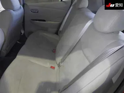 Nissan LEAF  с аукциона в Японии