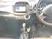 Honda FIT SHUTTLE лот № 113 оценка RA  с аукциона в Японии 4