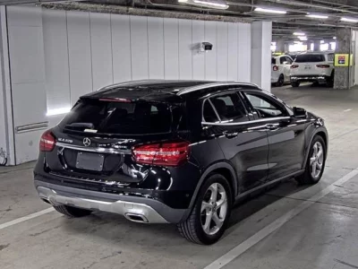 Mercedes-Benz GLA CLASS