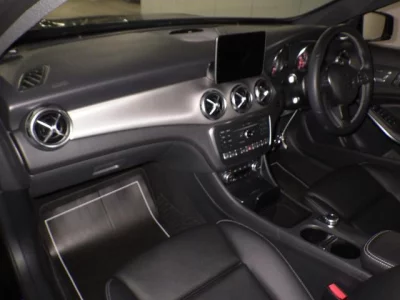 Mercedes-Benz GLA CLASS