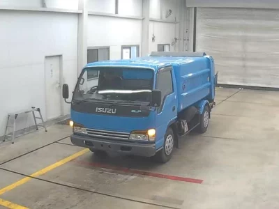 Isuzu ELF